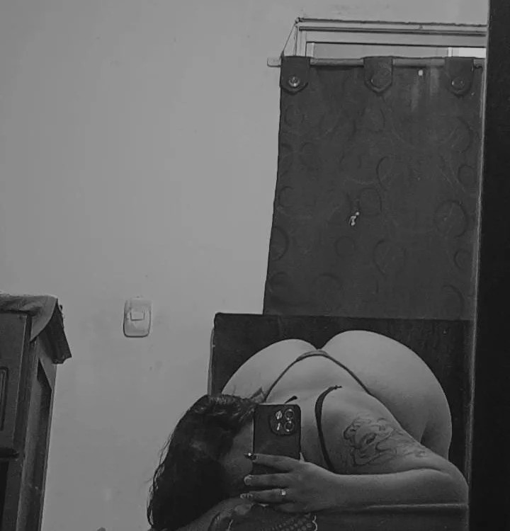 Offline XXX chat la_gordita_pelirroja