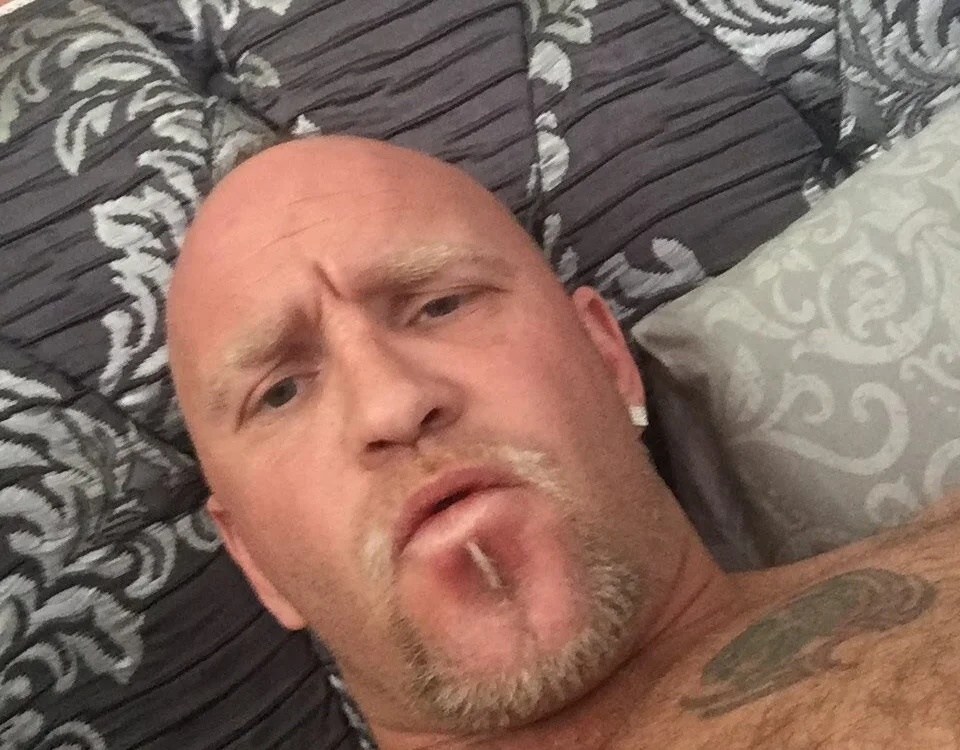 Verynaughtyxx 离线XXX聊天