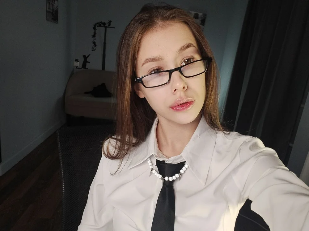 JasminBae offline chatrum