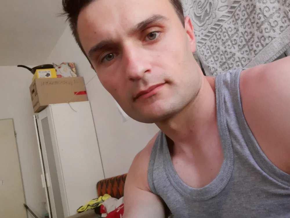 Офлайн-чат XXX suarez1235