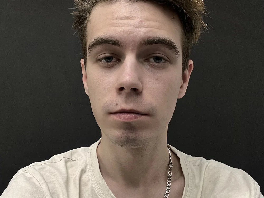 aronfor's Offline Chat Room