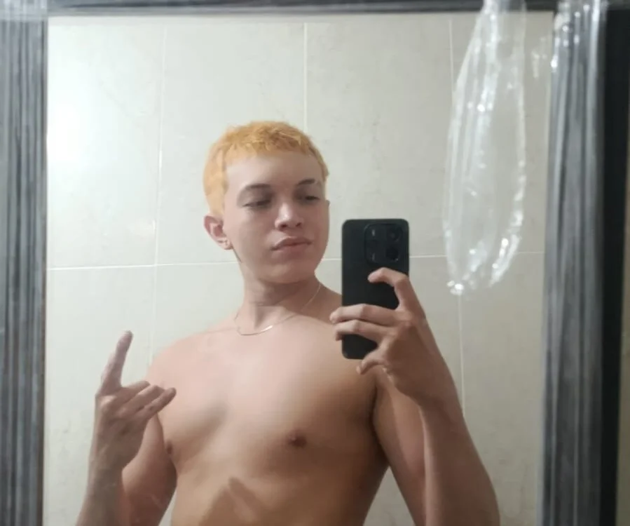 Chatroom XXX hors ligne de AllanVicent