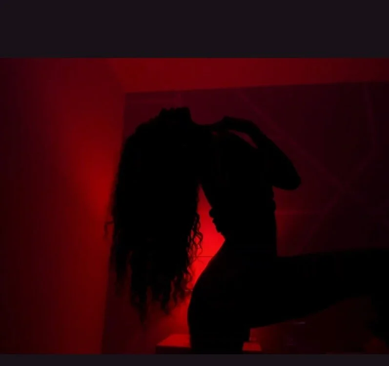_nahia's Offline Chat Room