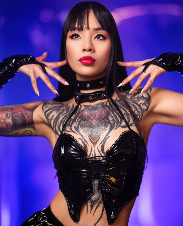 Jassy_Noodle_v's Offline XXX Chat