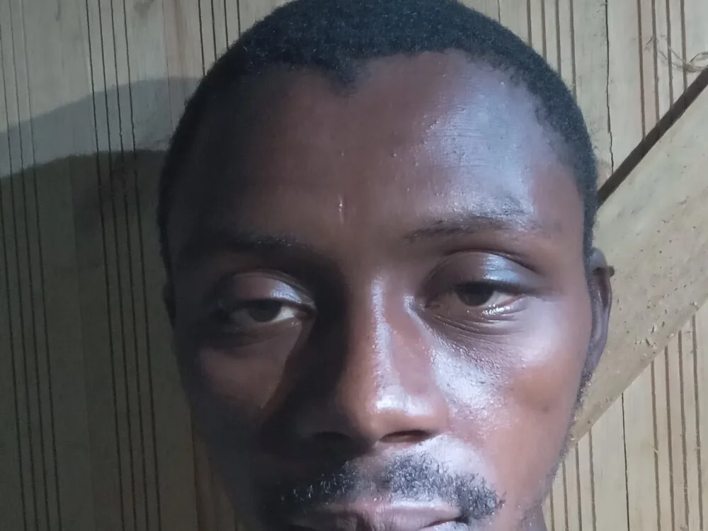 KING_SQUIRT offline XXX-chatje