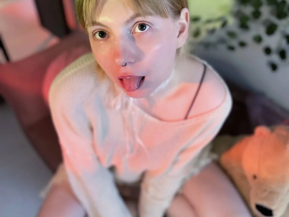 mori_dew's Offline XXX Chat