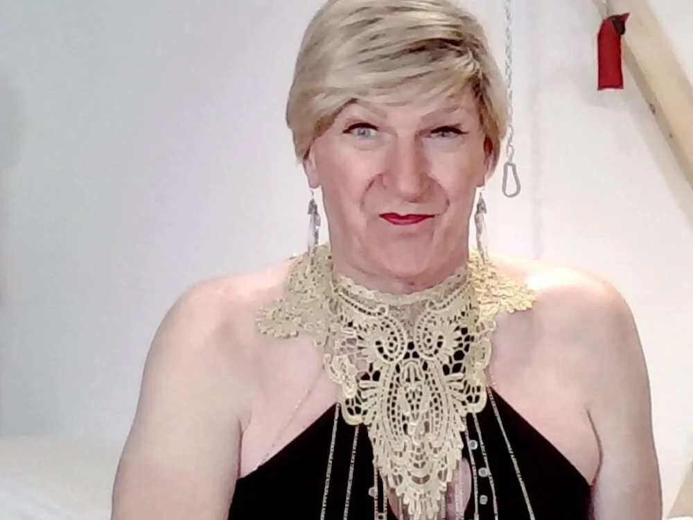 olga566n Offline XXX chat