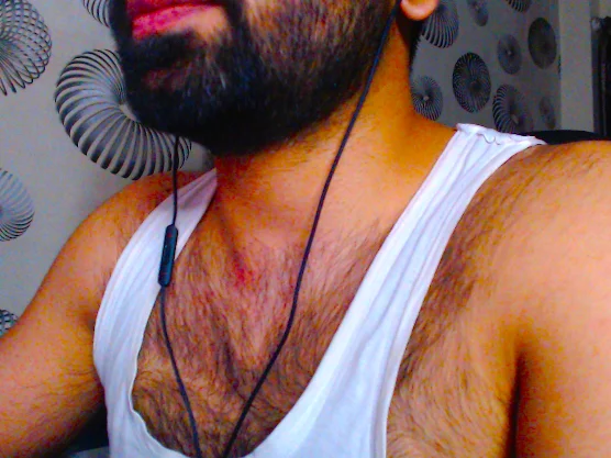 cutebeardi 離線 XXX 聊天