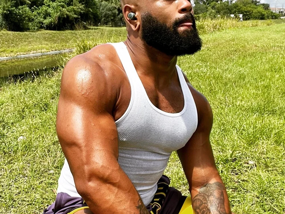 ห้องแชทออฟไลน์ของ ryanroycexxx