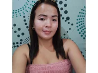 Chinita_charm's Offline Chat Room