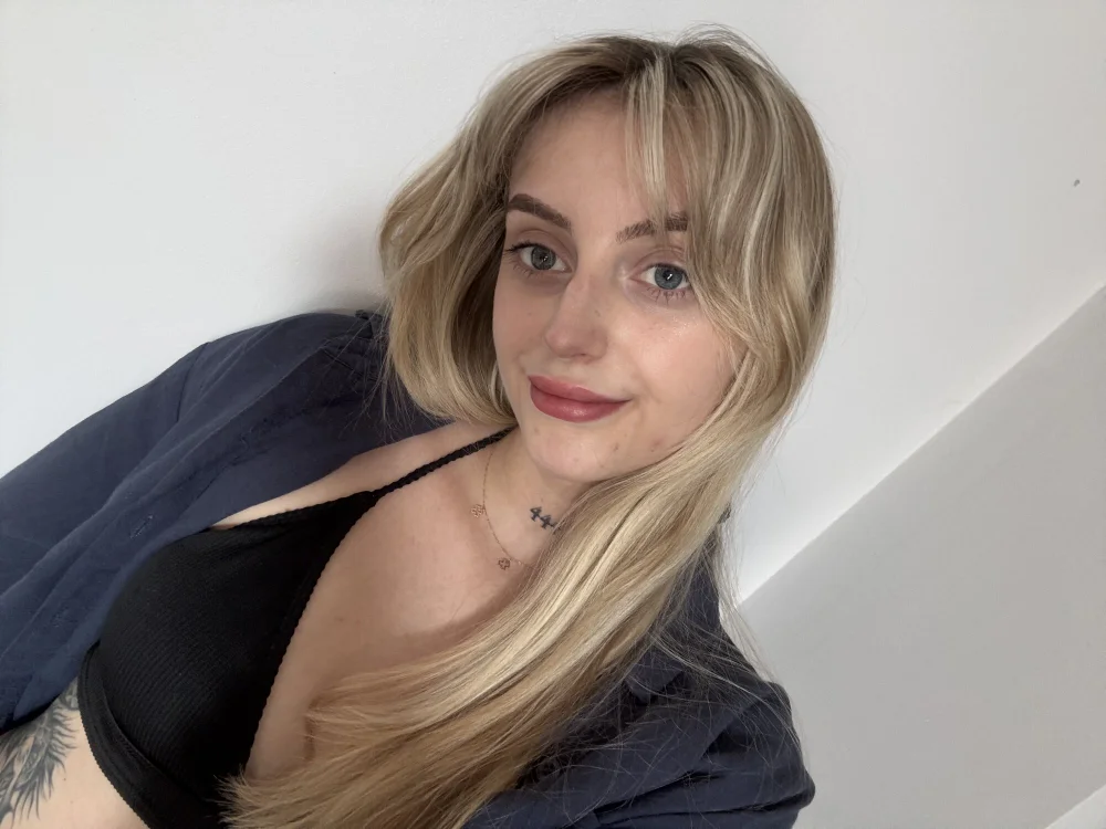 StellaTeenGirl Offline XXX-Chat