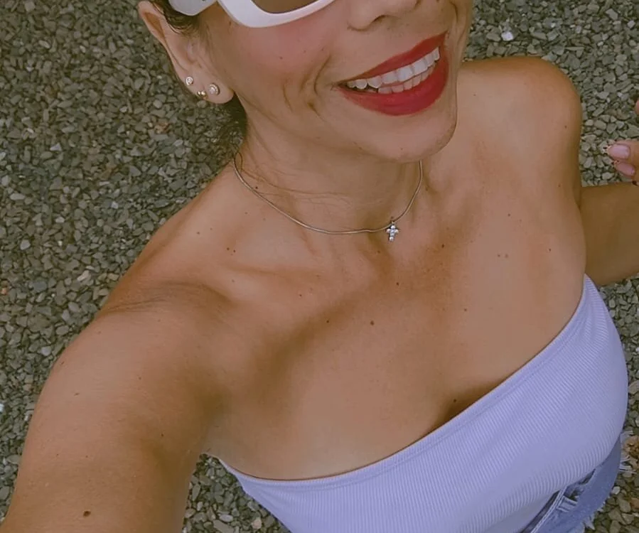 Mia_Miel offline chatrum