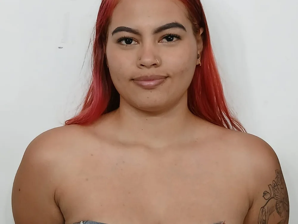 AbbyQuin's Offline XXX Chat
