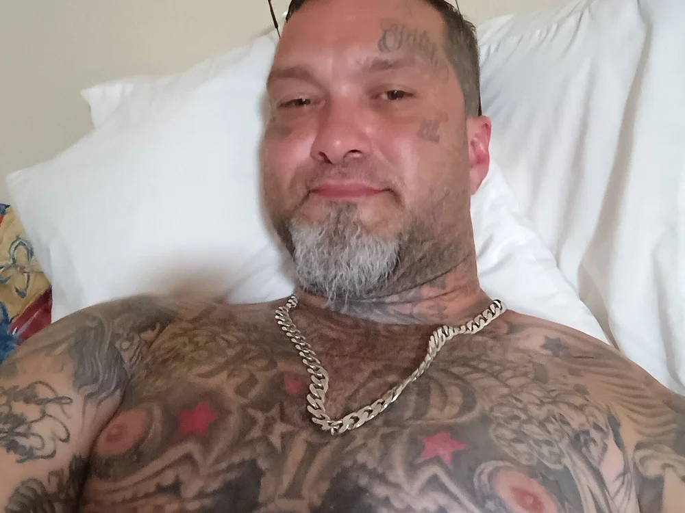 HeavyChevy88's Offline Chat Room