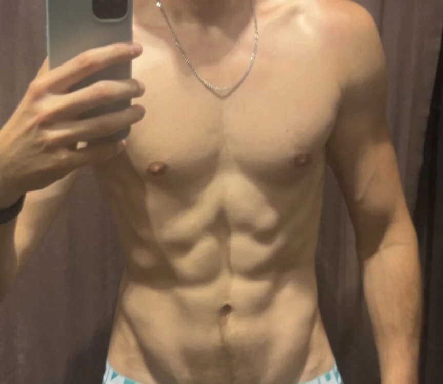 fit_guy_hot's Offline XXX Chat