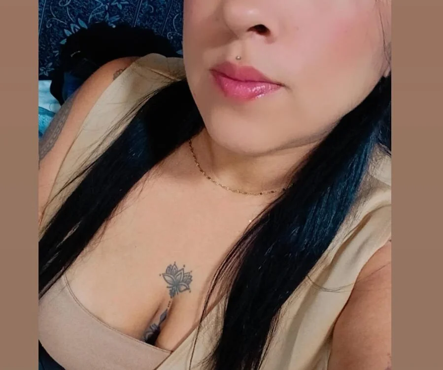 violetaa_sm's Offline XXX Chat