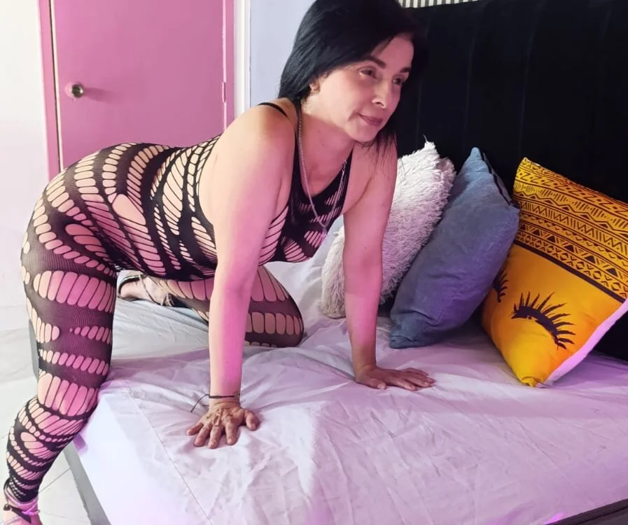 Офлайн-чат XXX Cindy_milf