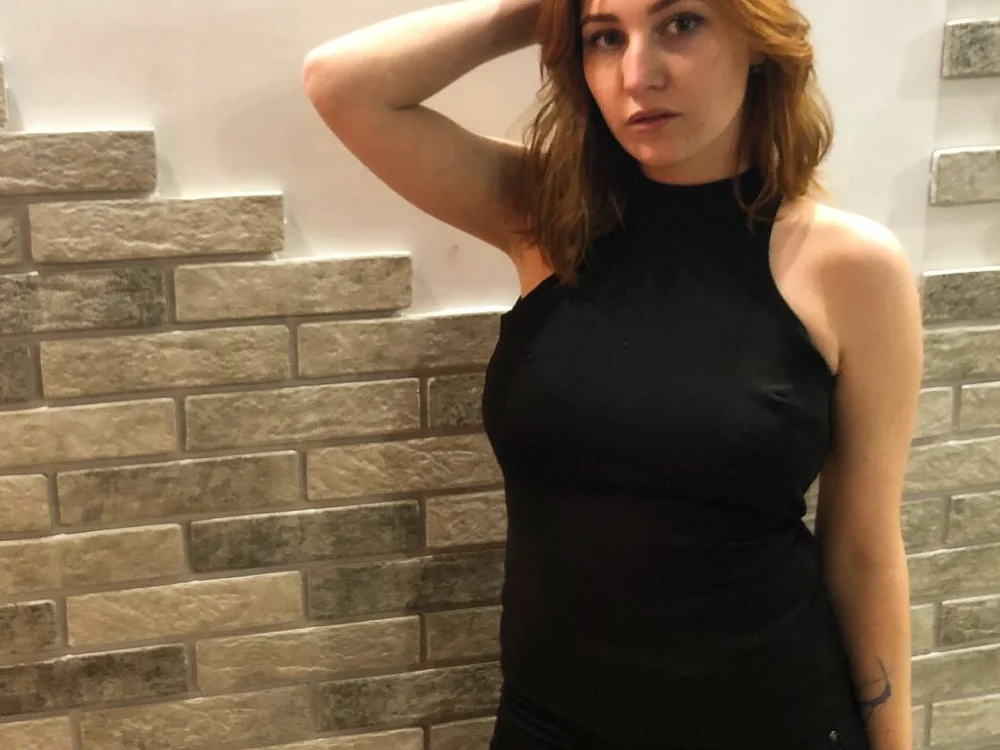 EmanuellyDean's Offline XXX Chat