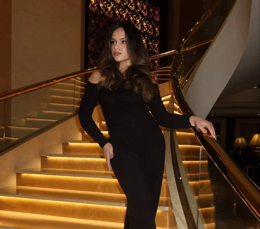 Offline XXX chat ArinaVoicee