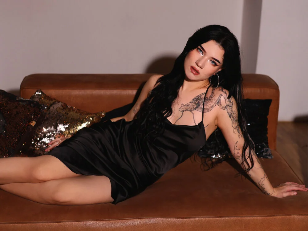 EleanorWinter's Offline XXX Chat