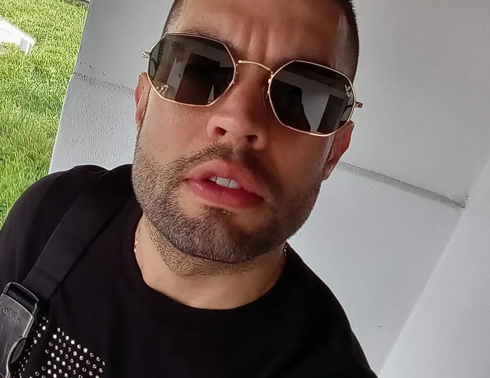 Epicteto's Offline Chat Room
