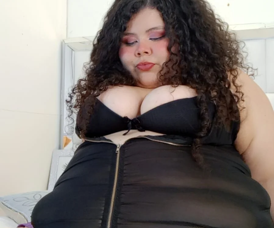 SarahBowiee cover photo