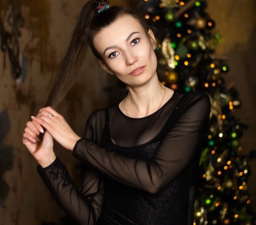 JuliaLowqaのオフラインXXXチャット