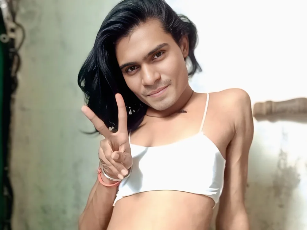 Chatroom XXX hors ligne de Yash_Sharma18