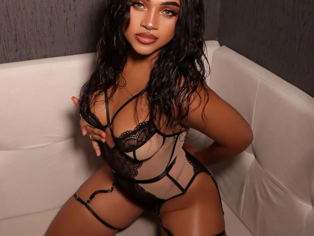 Aluna_sweet offline XXX-chat