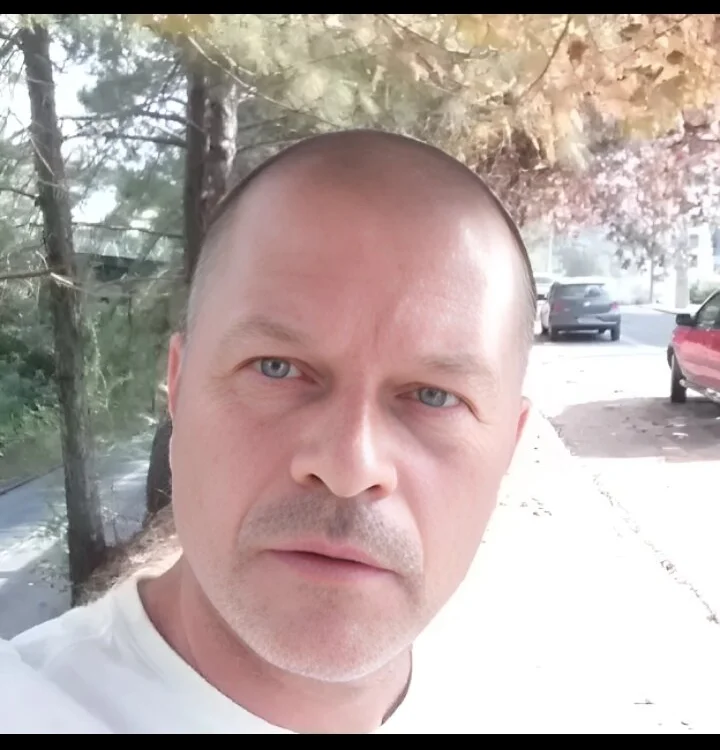 kiwi-strip: офлайн-секс-чат