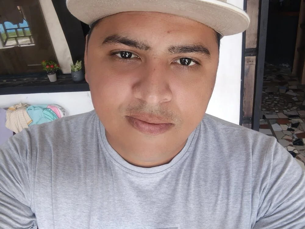 Offline XXX chat 11anduardo