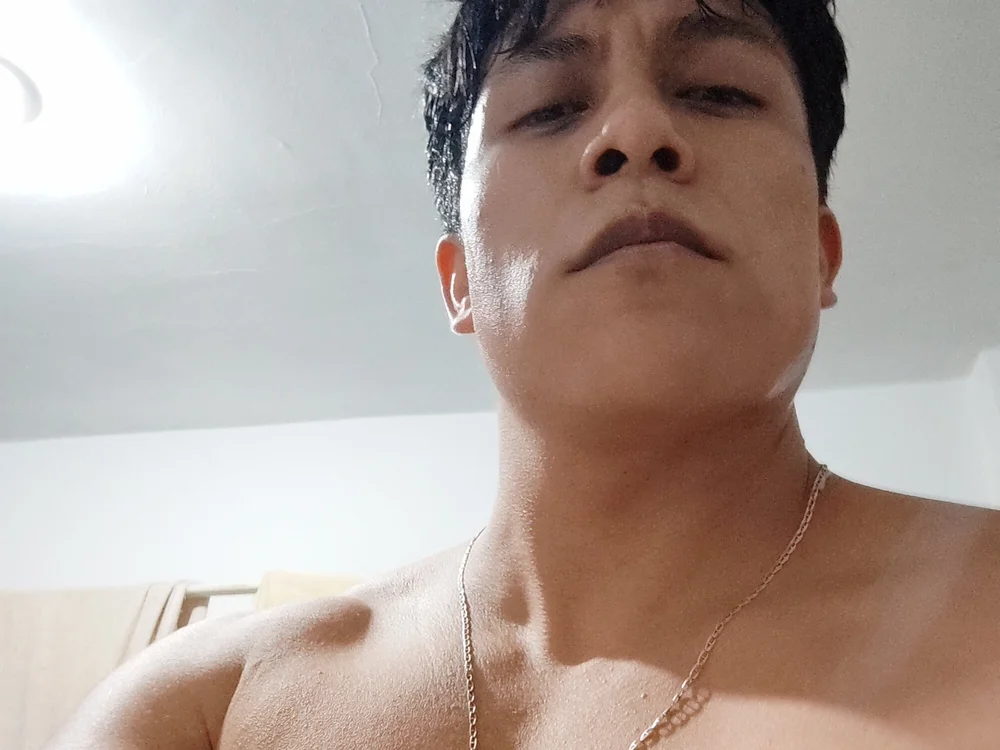 juan_penetreitor's Offline XXX Chat