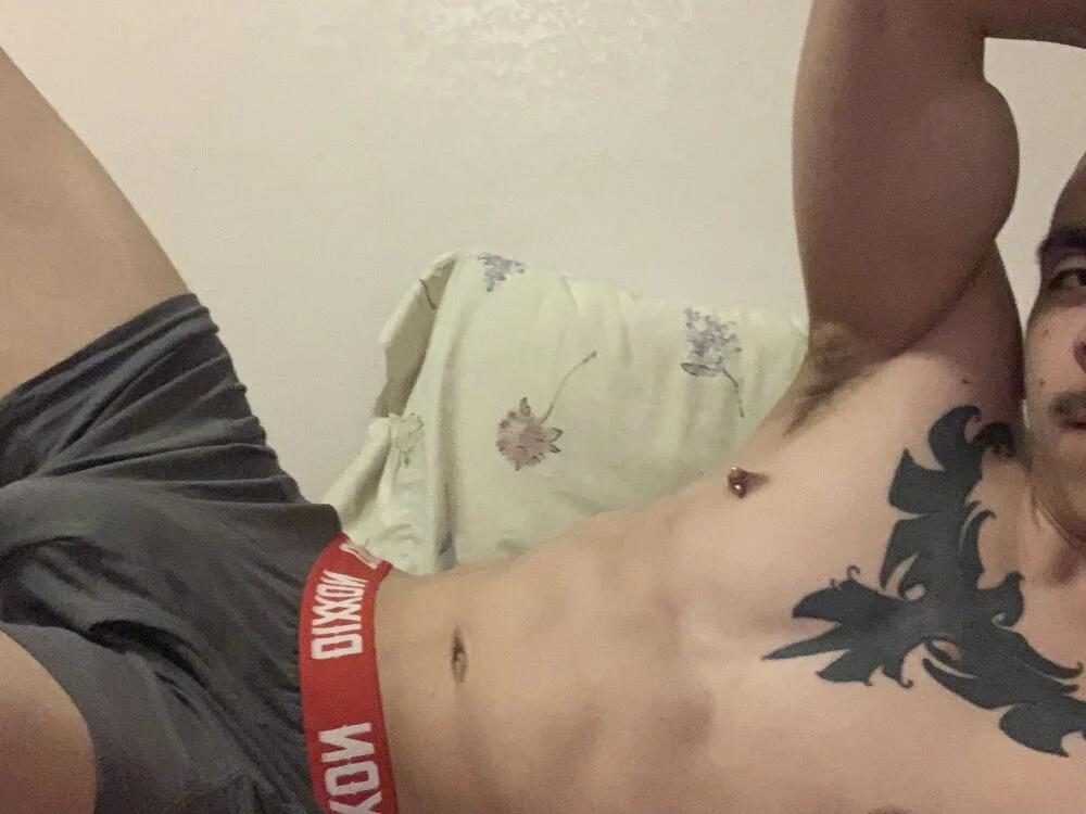 Cuminsideyou42 Offline XXX-chat