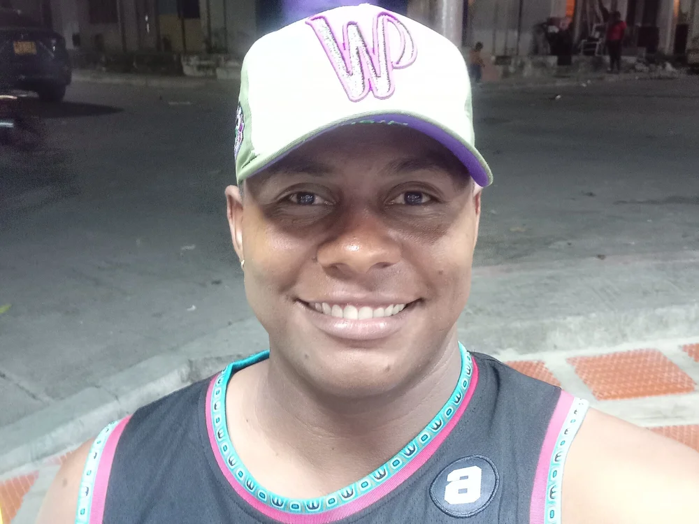 Tu_Negrito_87 offline chatrum