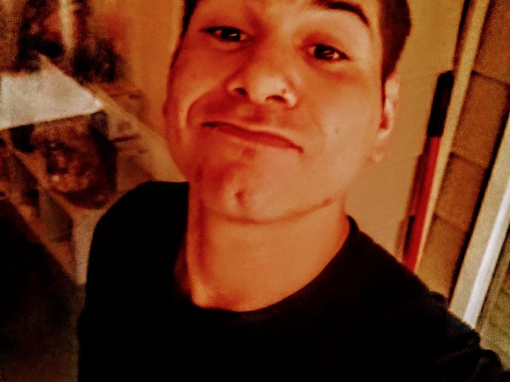 kalibeeyee123 Chat XXX offline