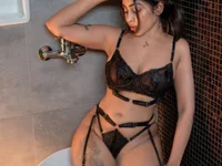 RomcySL live cam model