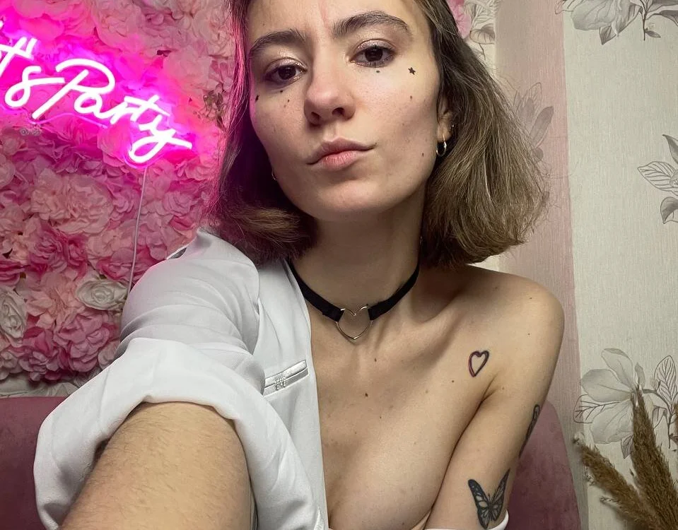 KittysLina offline chatrum