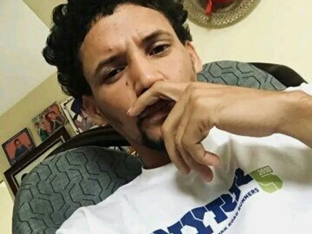 Antony662 offline chatrum