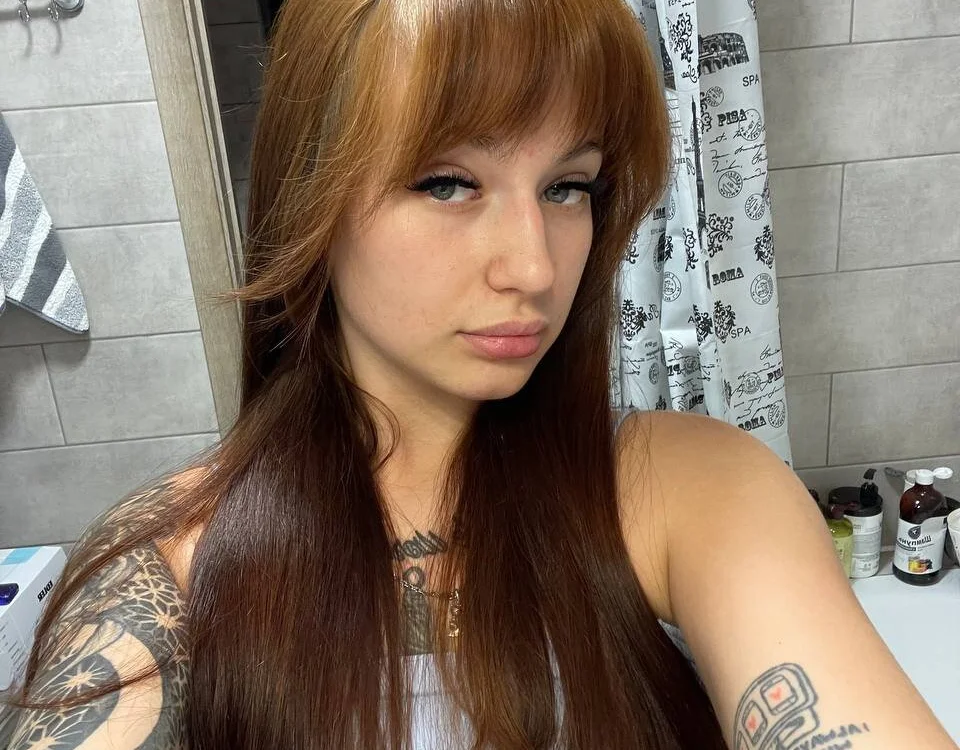 -MissTattoo-'s Offline XXX Chat