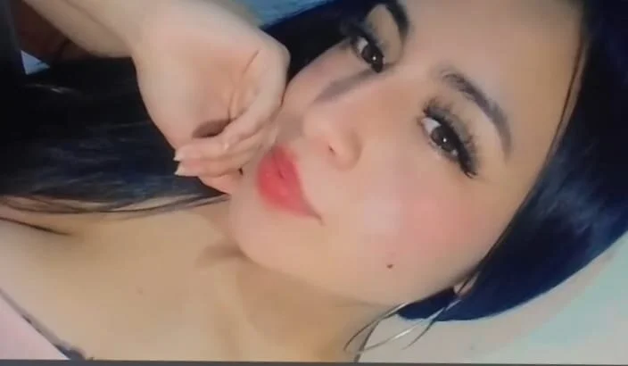 Natalia_bb's Offline Chat Room