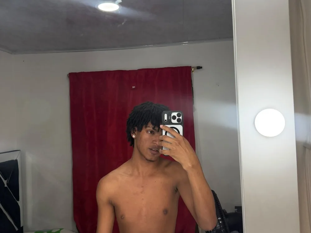 Offline XXX chat Yeison_Beatifull