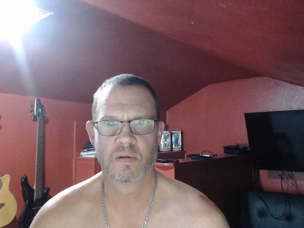 Chatroom XXX en direct de thetimebeing71