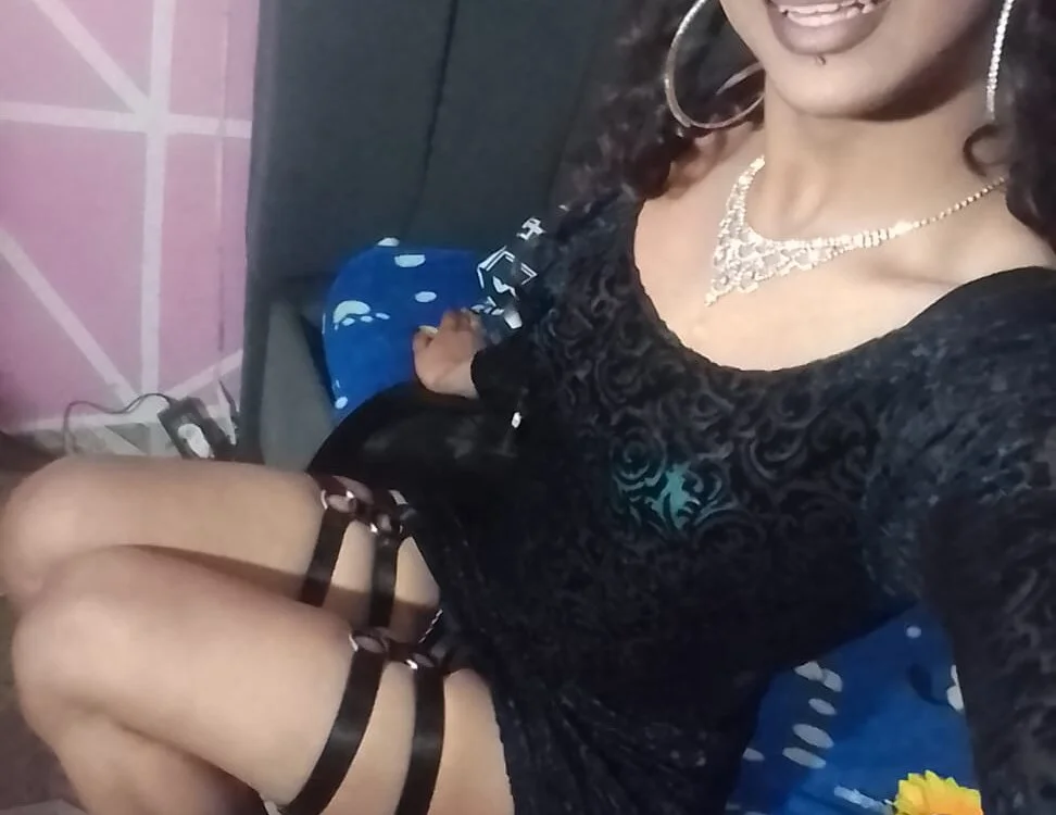 Sharasexy1 offline XXX-chat