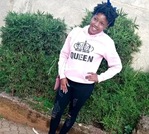 ebony_sandy Adlı Modelin Çevrimdışı XXX Sohbeti