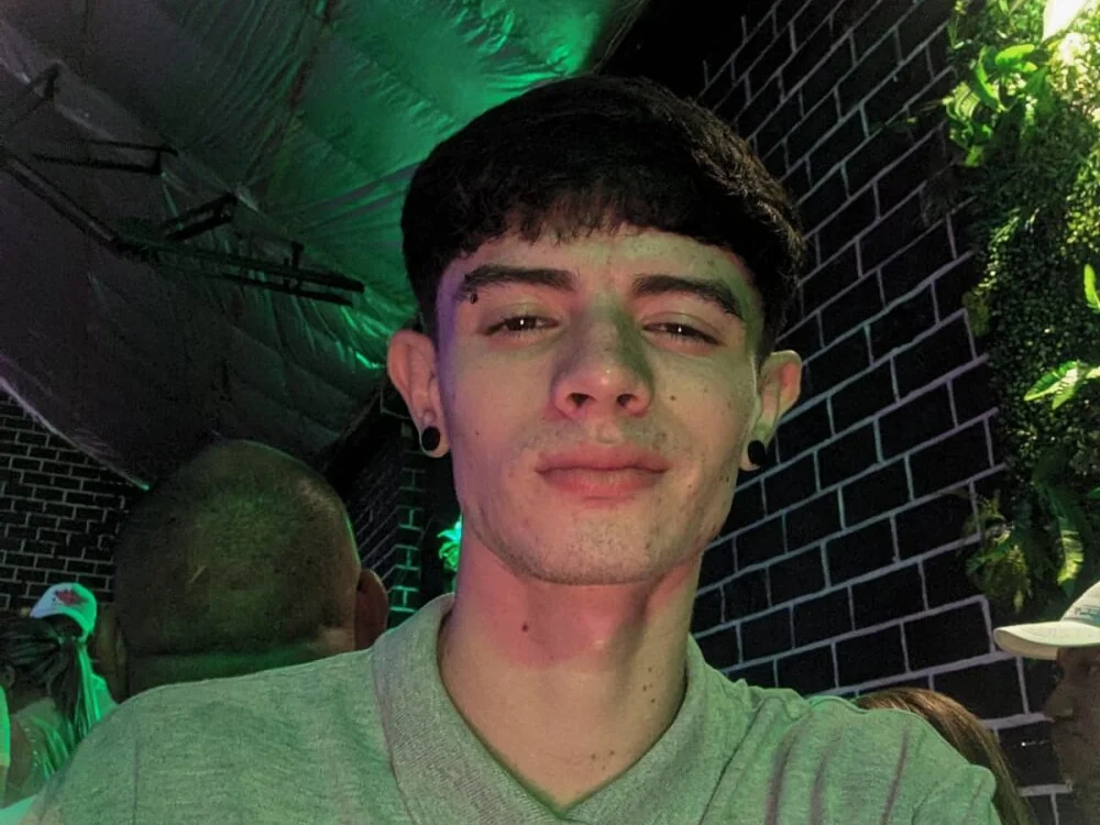 connor_and_angel 离线XXX聊天