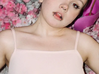LeahAllsop - Girl 