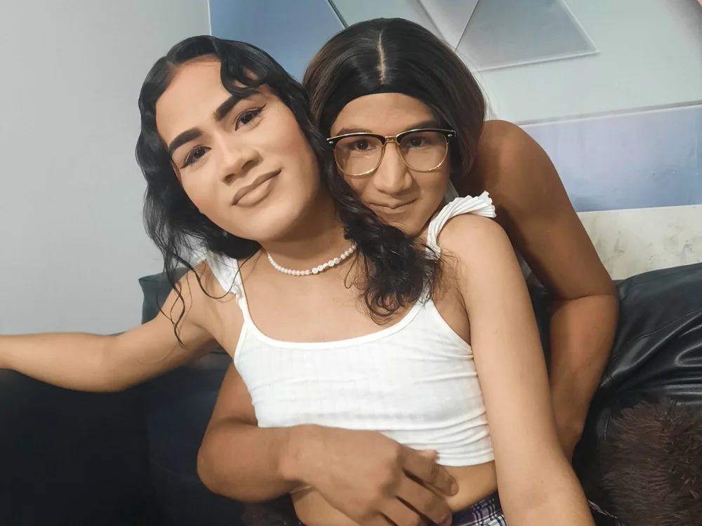 TOMBOYSXXX's Offline XXX Chat