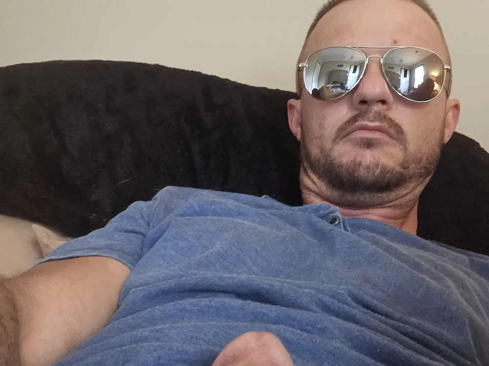 MeatyRig1's Offline XXX Chat
