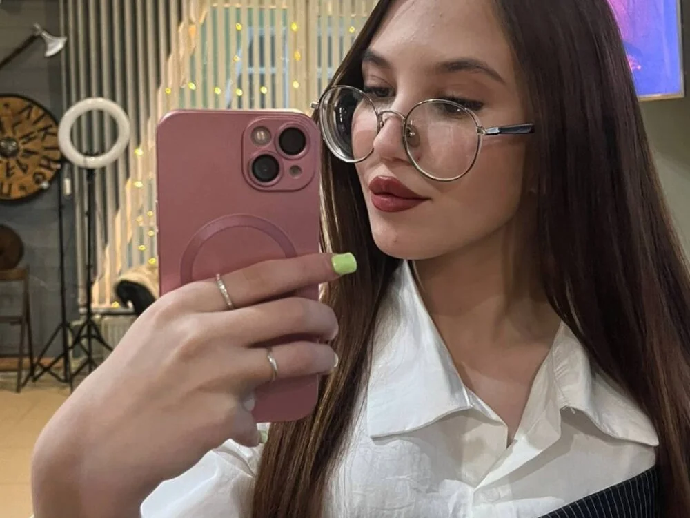 Chatroom XXX hors ligne de CozyMonday