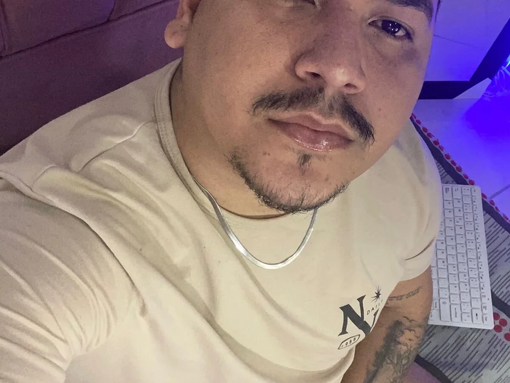 MathiaasAndLiiamxx offline chatrum